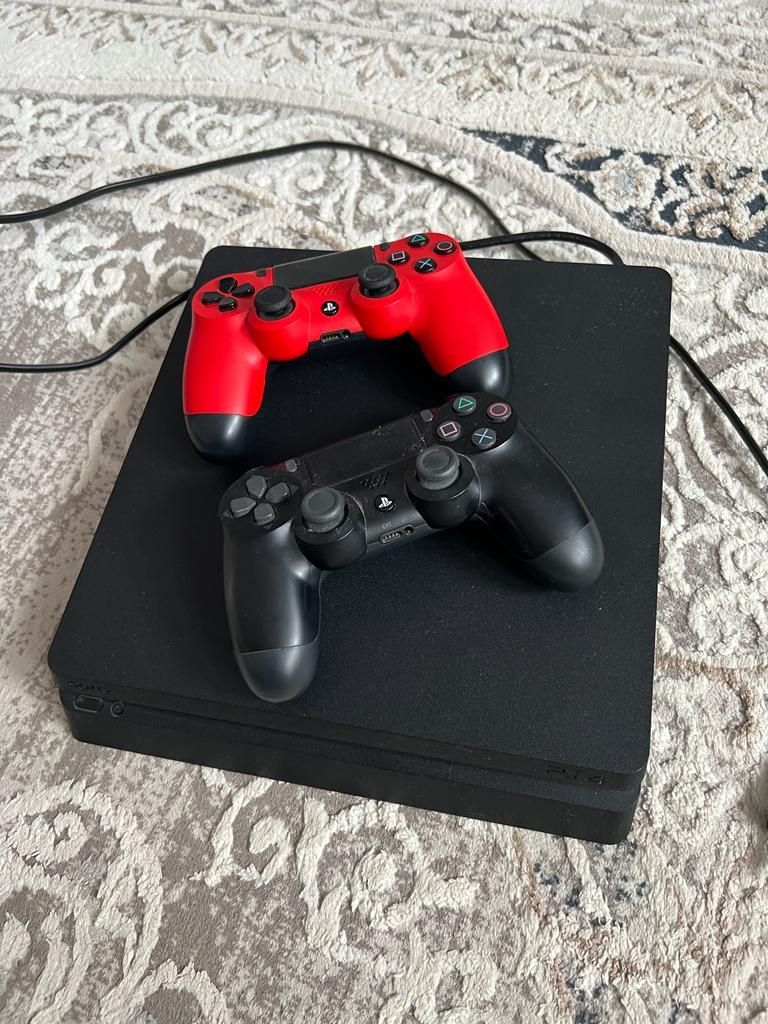Продам playstation 4 slim 500gb