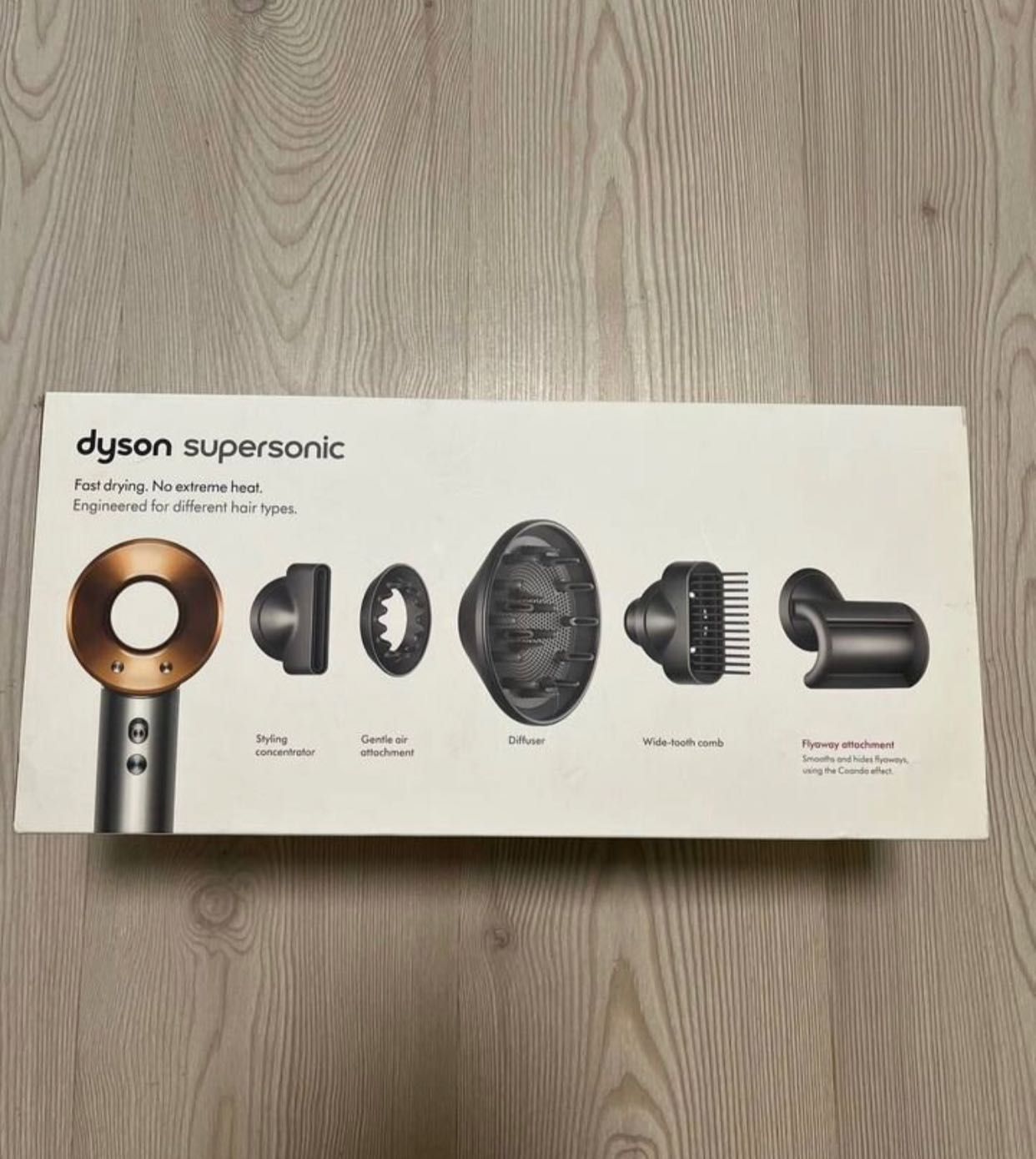 Продам Новый Dyson Styler Air в цвете Nickel Iron