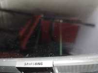 Продам телевизор smartTV  "55" Samsung UE55TU8570U повреждён экран.