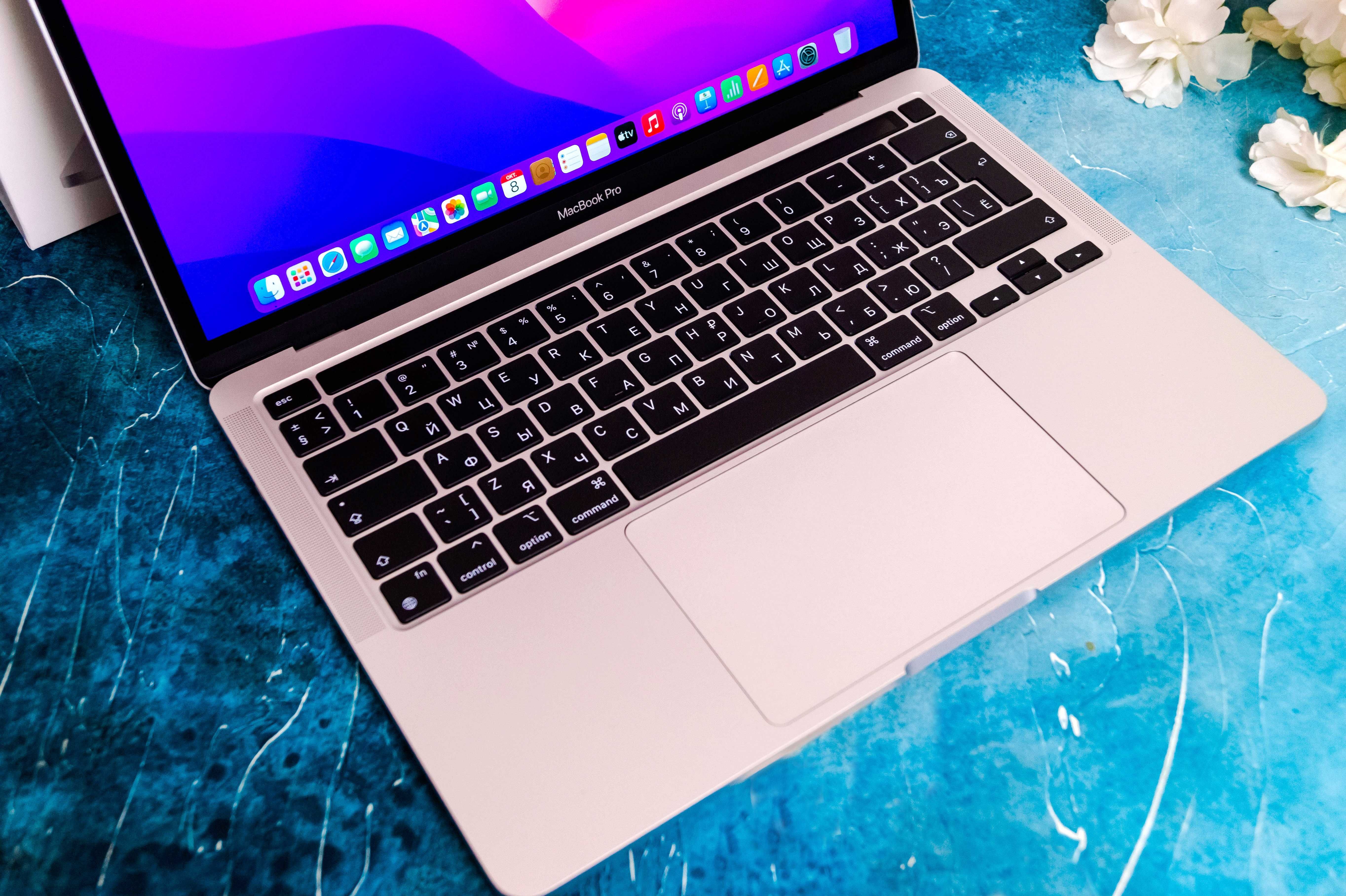 MacBook Pro 13" M2 | 8/256 GB |Рассрочка | Магазин Red Geek
