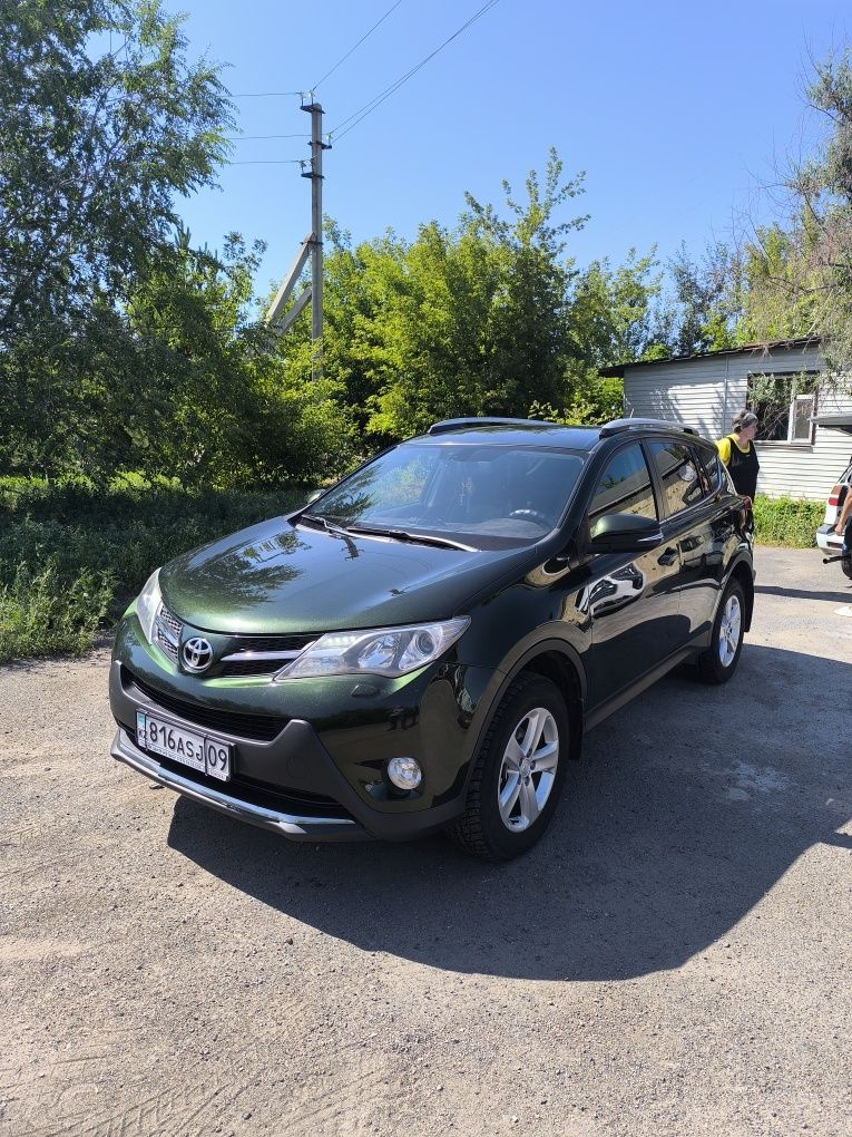Продам Toyota RAV4 2014г.в.