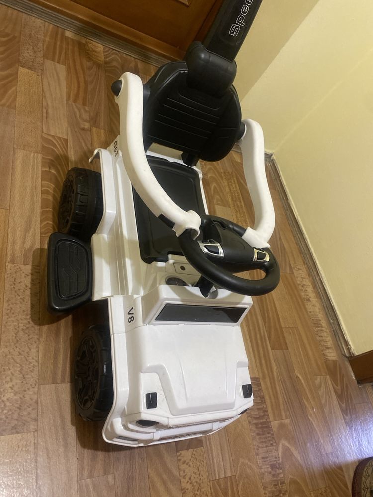 Продам толокар mercedes benz каталка