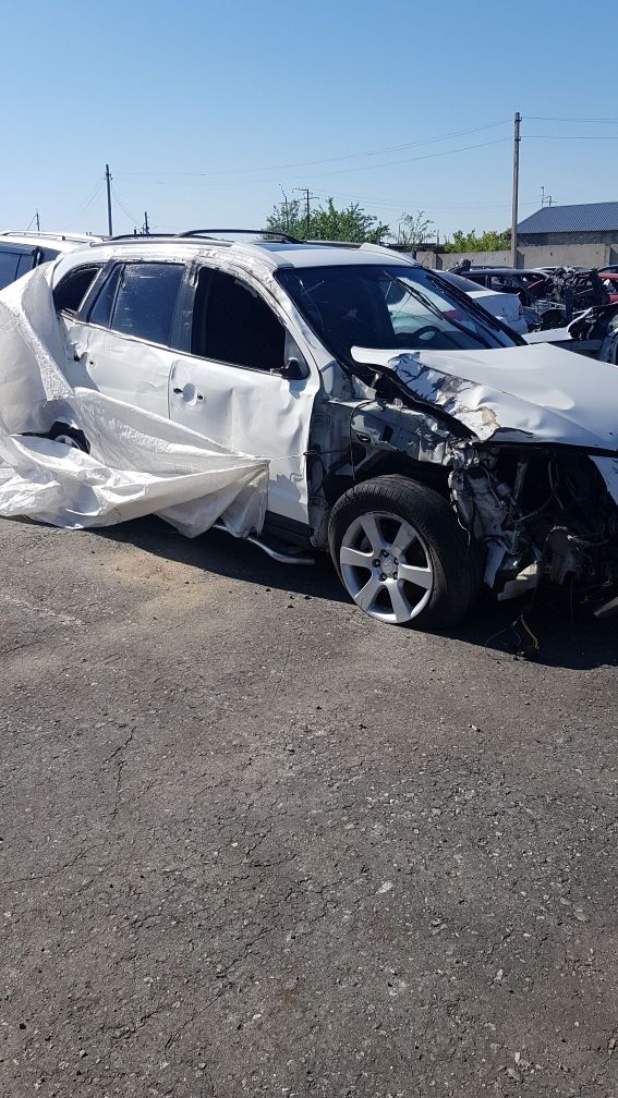 Хюндай Санта фе Hyundai Santa fe 2.7 2008 на запчасти.