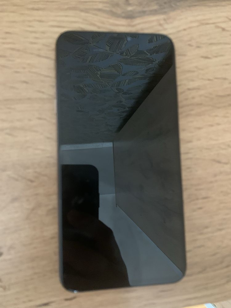 Продам айфон XS MAX