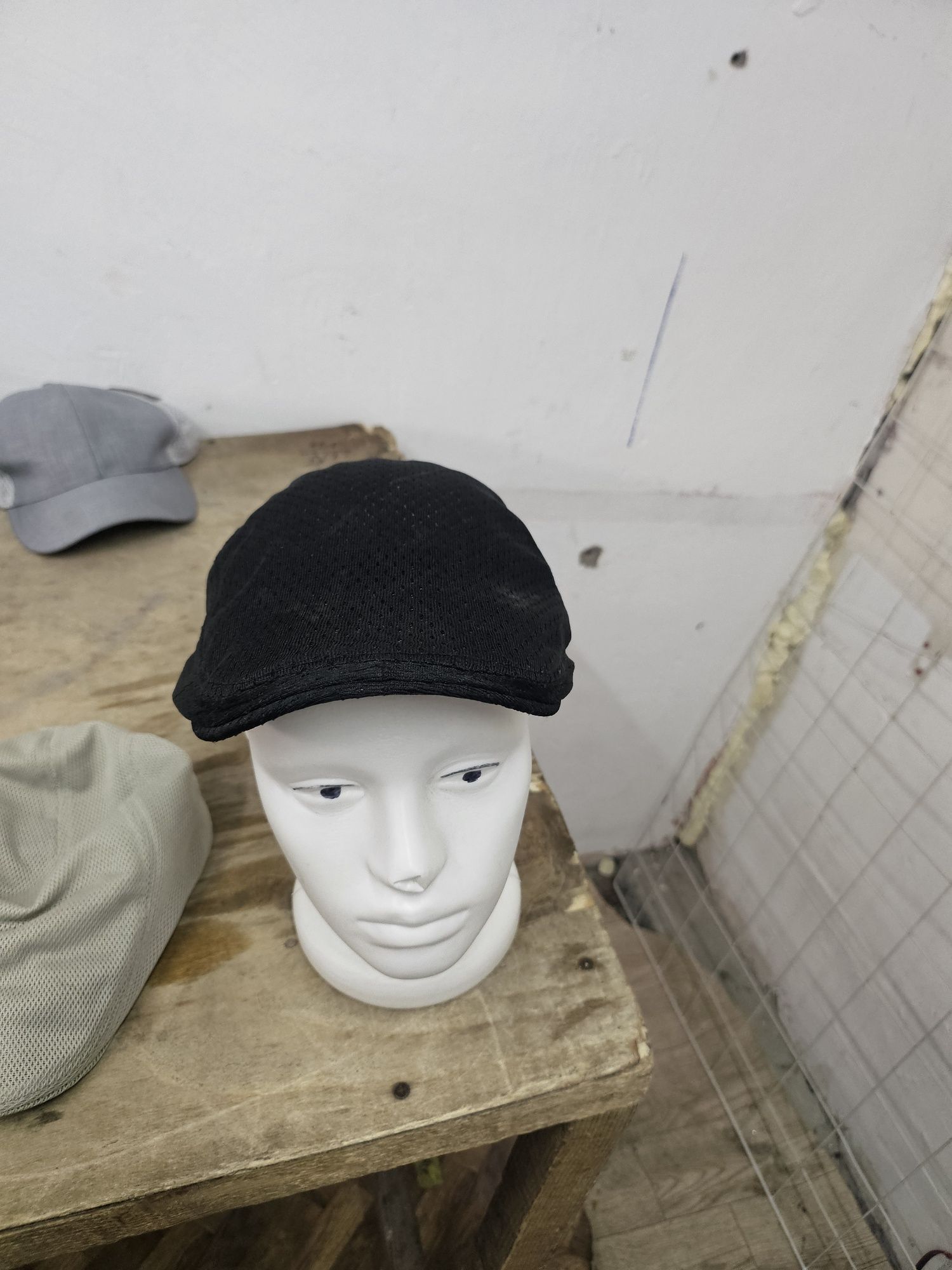 Продам кепки шлапы панамы мужкие шапки