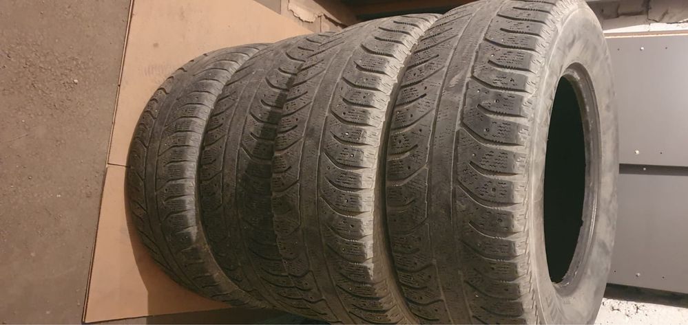 Автошины в отличном состоянии 7 шин за 45 тыс тенге