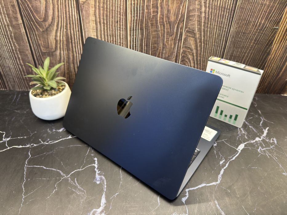 Apple MacBook Air 13,6 /M3/8GB/256GB/100%/10 циклов[20]