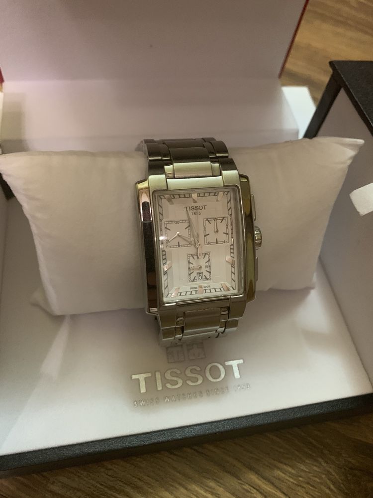 Оригинальные швейцарские мужские часы Tissot
