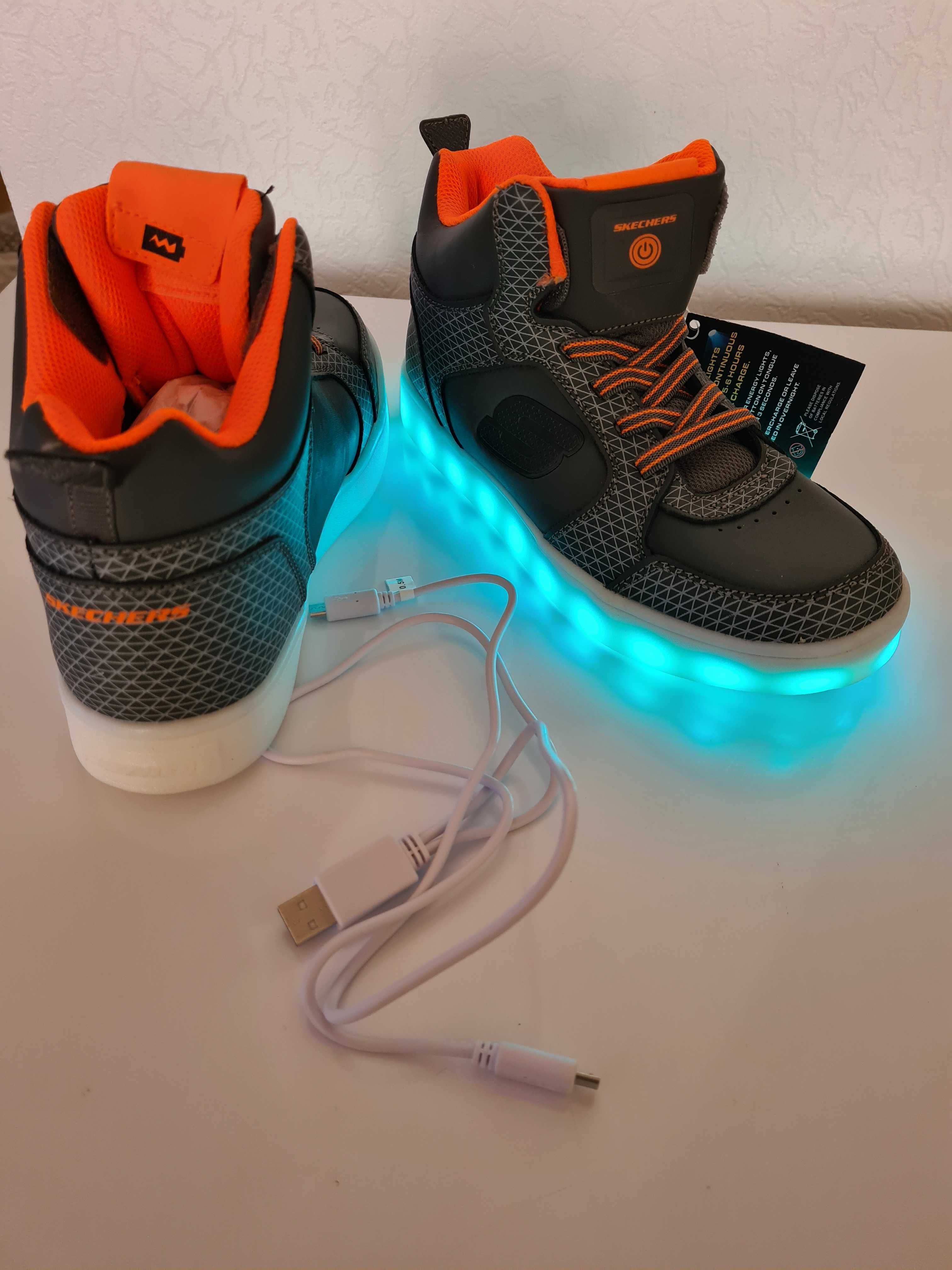 кроссовки Skechers  37р-р
