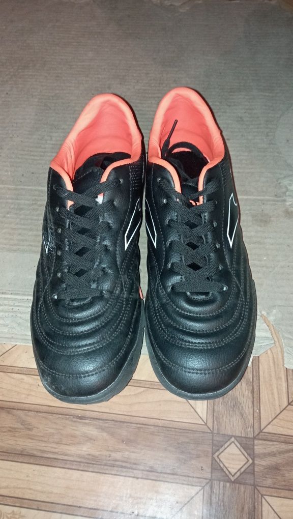 футболка (oversize р.) nike, и joma сороконожки продается !пишите в лч