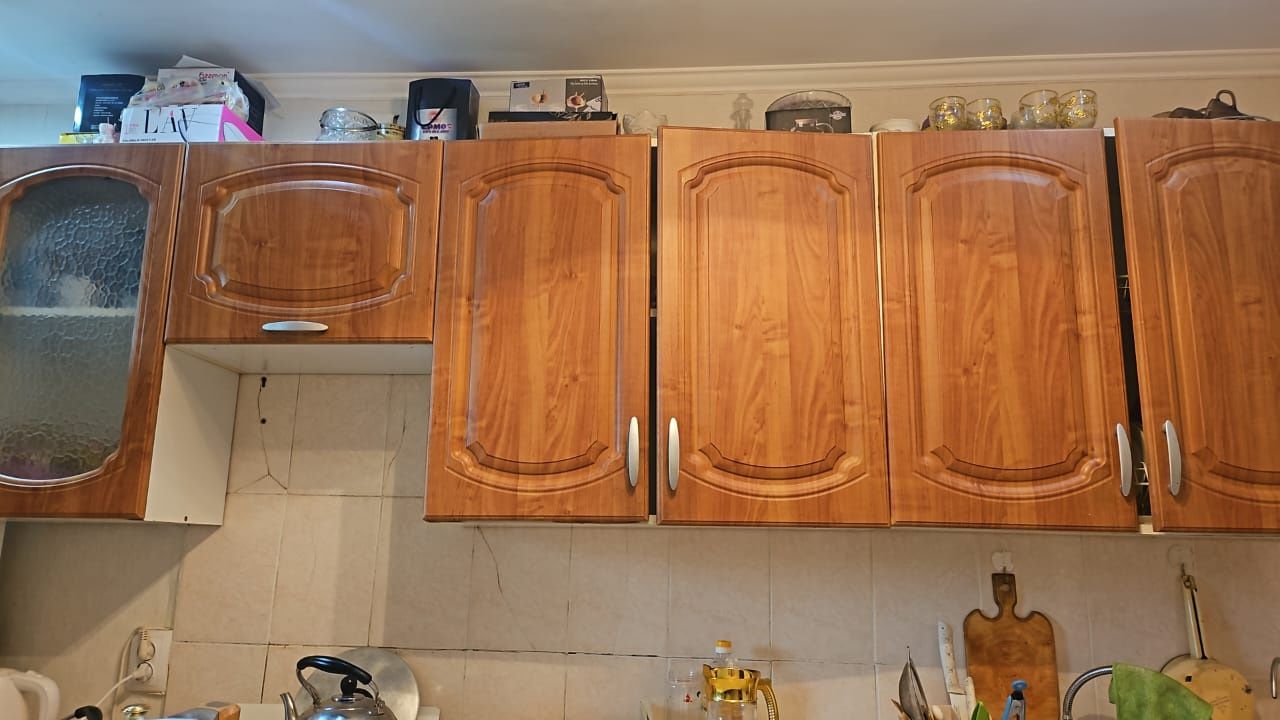 Продам шкафы кухонные