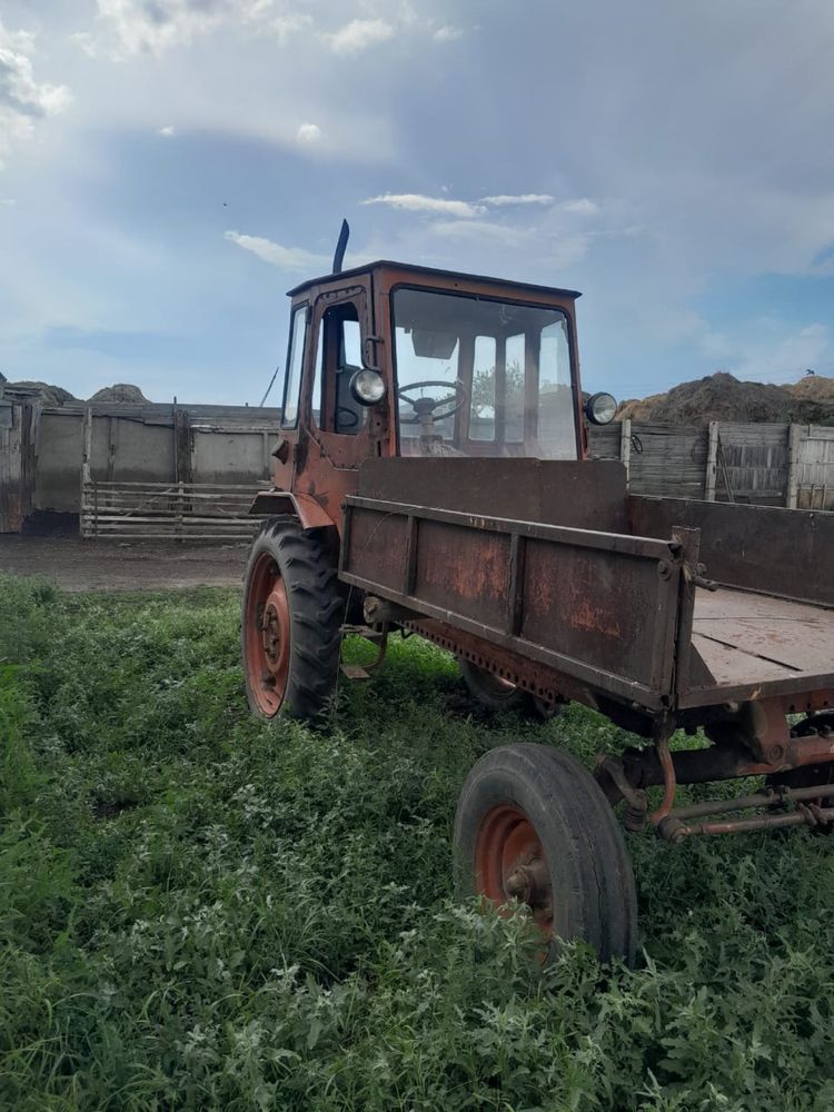 Продам либо обменяю Трактор