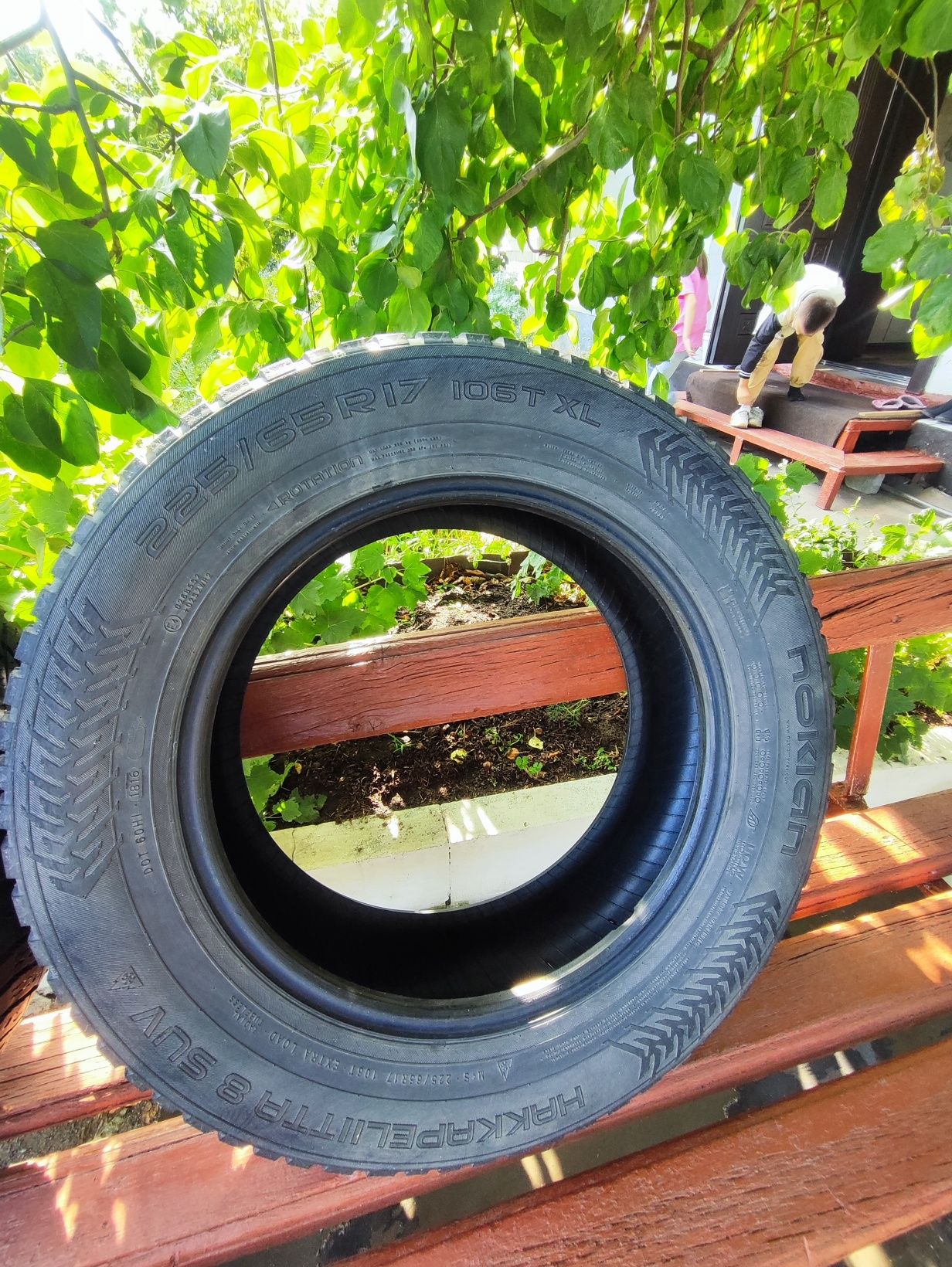Продаю зимние шины Nokian Hakkapeliitta 8 SUV 225/65 R17