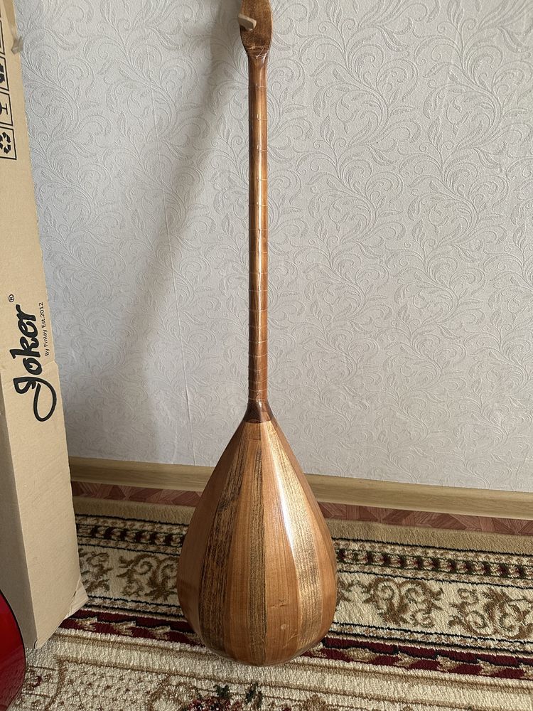 Продаётся хорошая домбра