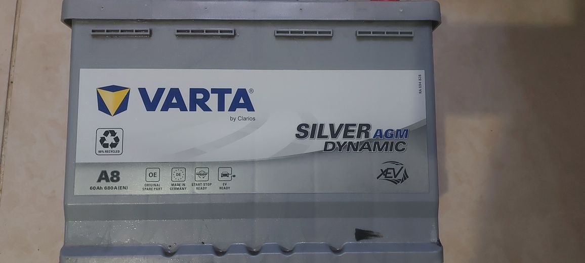 Продам Аккумулятор гелвыи -градус .12V.60Ah 680 А.