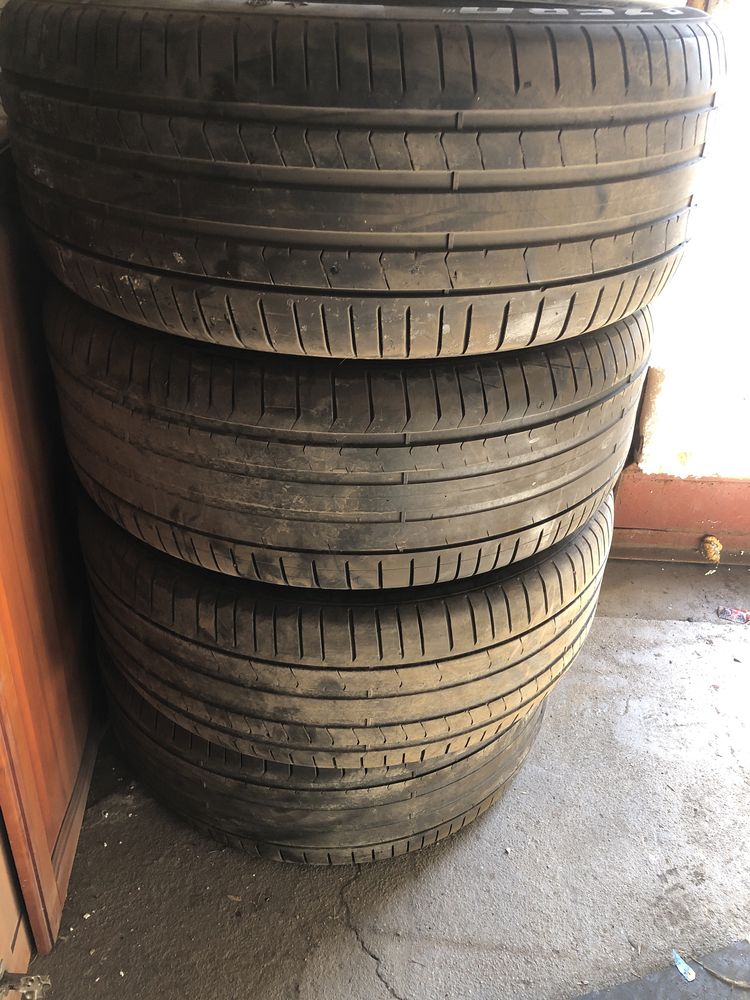 Продам шины Pirelli 285/45/21