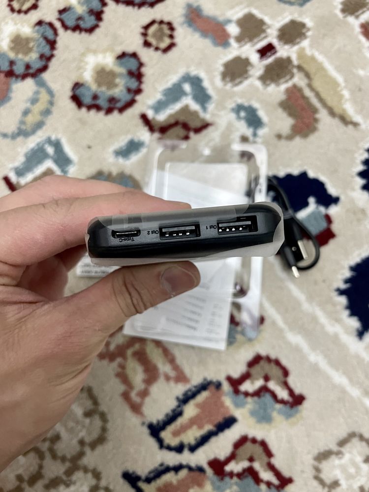 Продам power bank oт hoco новая