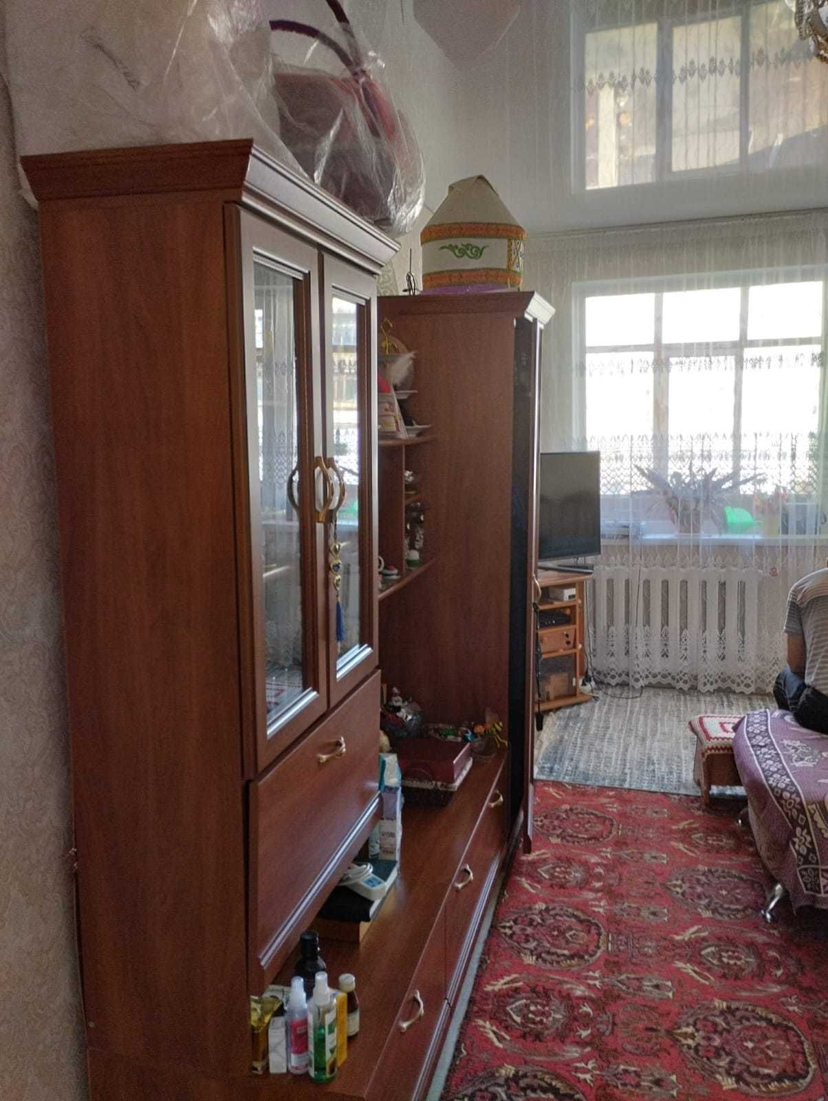 Продам 2к кв на среднем этаже р-н 20 мкрн!!!