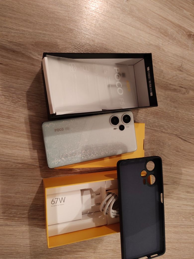 Xiaomi Poco F5 отличным состоянием обмен на Гармин часы