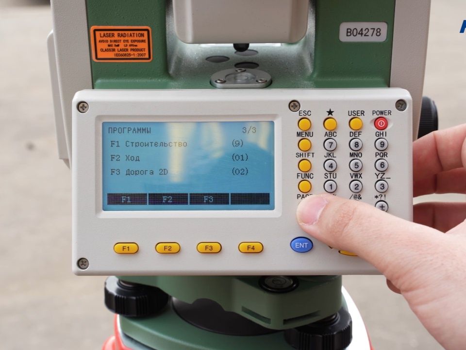 Продам тахеометр leica-FOIF RTS332 2"r1000m USB меню от leicaTS06 новы