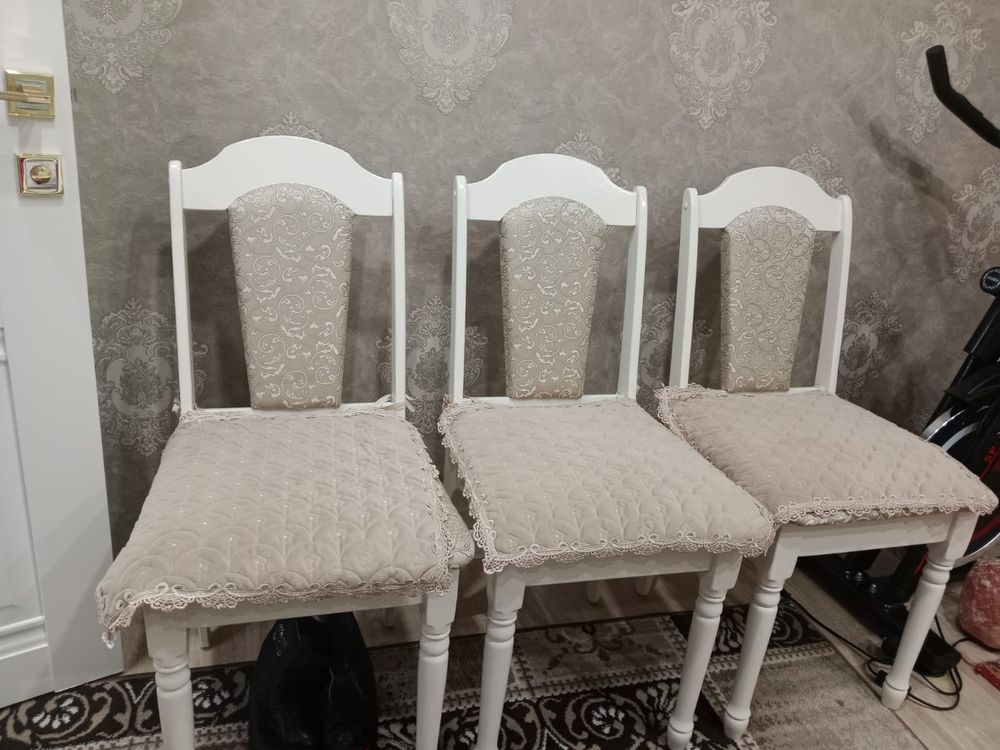 Продам стол со стульями