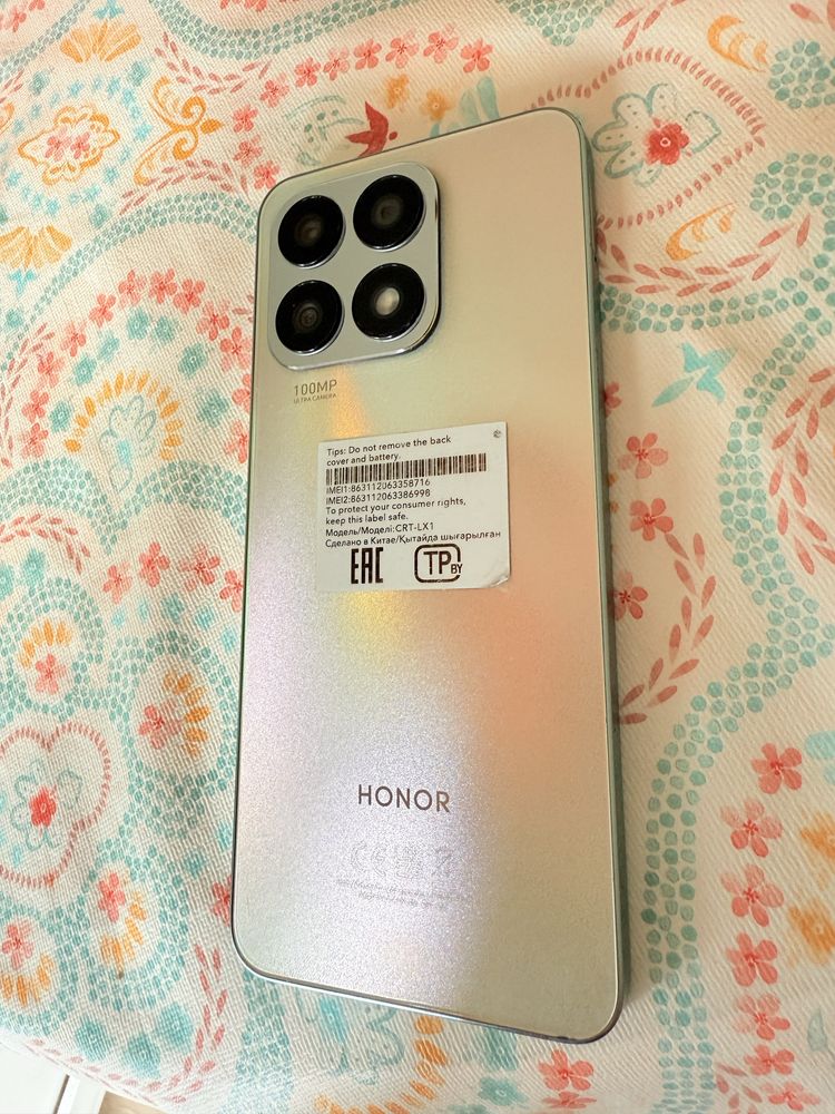 Продам телефон Honor x8a