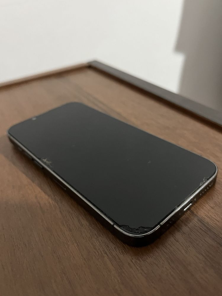 Продам Iphone 13 pro