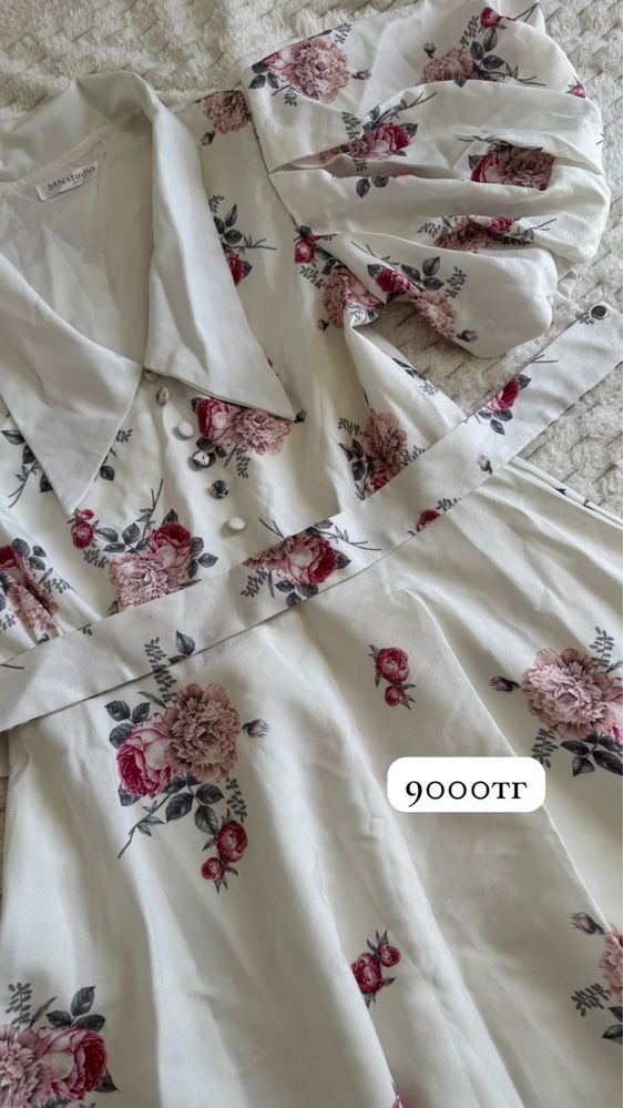 Продам платье женские