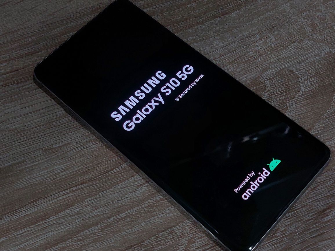 Samsung S10 5G  готовый