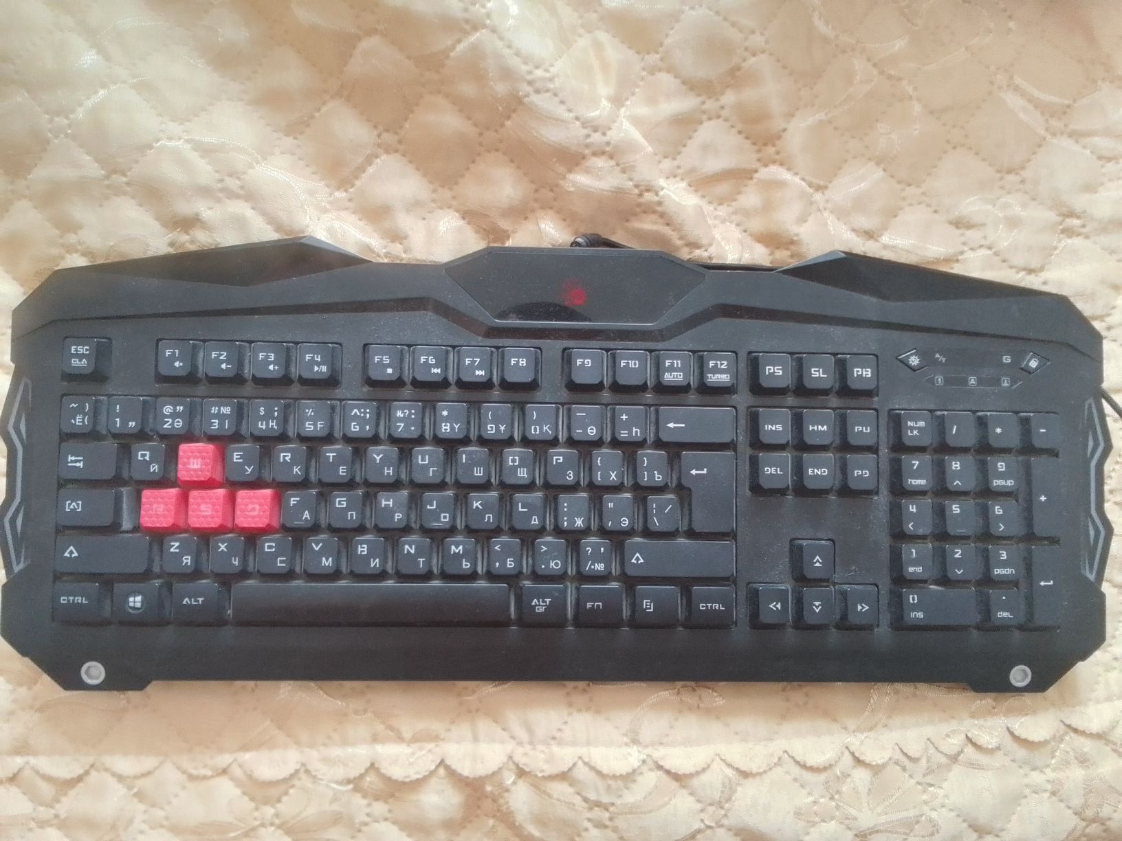 Игровые дивайсы клавиатура мышка bloody hyperx akg коврик наушники