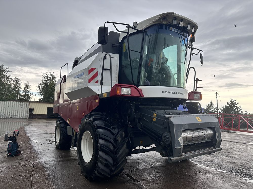 Продам комбайн vector 410