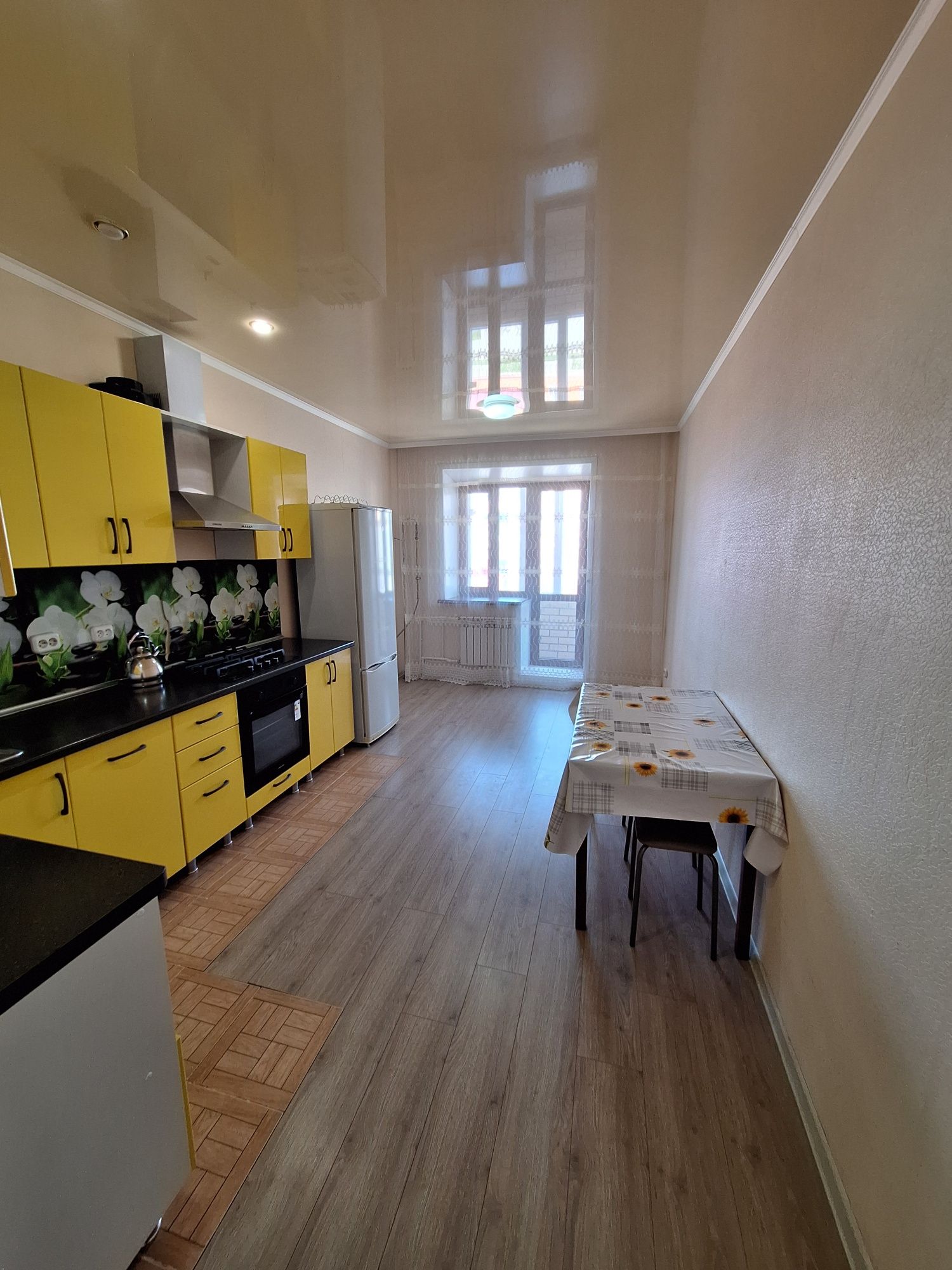 Продам 1 комн квартиру по пр Абулхаир хана 175
