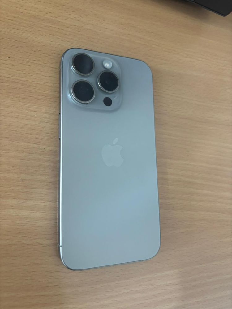Продам IPHONE 15 pro