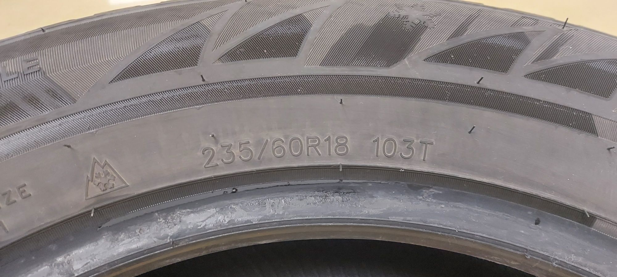 Шины Sailun  ice  Blazer wst3  235/60 R18 103T c шипами