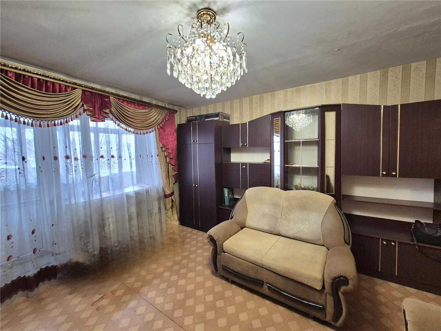 Продам 4 комн квартиру на 6 мкр на 7/9этаже, ипотека