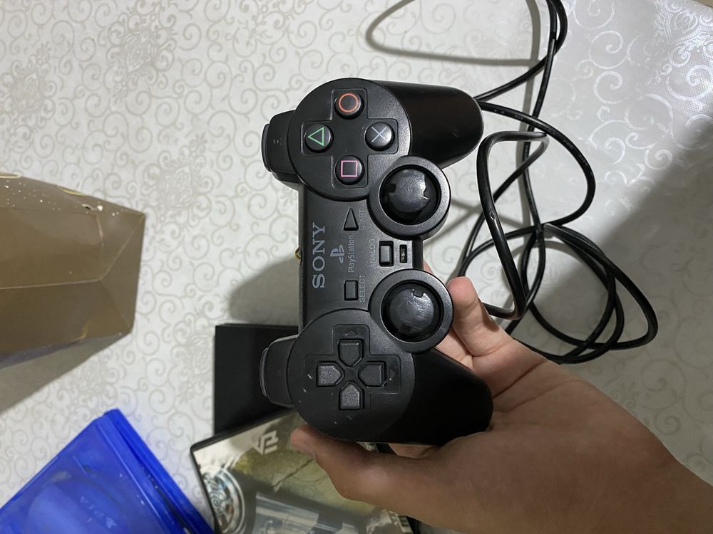 Продам пс2 с играми или же обмен на айфон 7