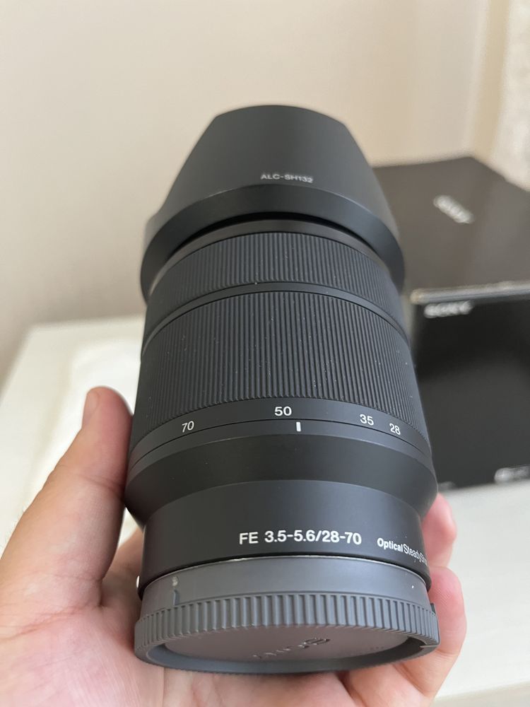 Объектив Sony FE 28-70mm f/3.5-5.6 OSS