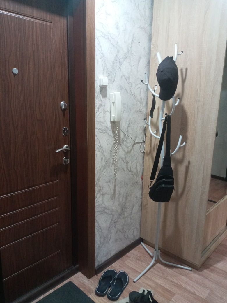 Сдам квартиру посуточная и на часы...в квартире чисто ..имеется все
