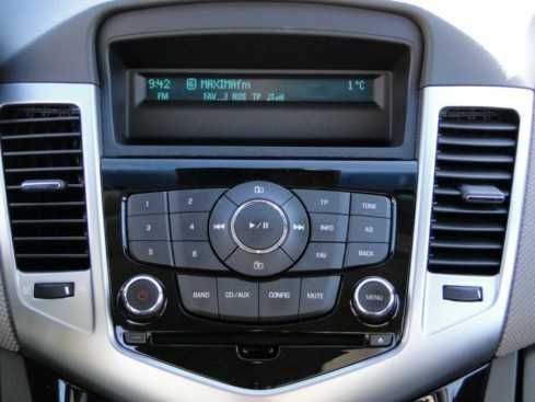 Штатное головное устройство. Shevrolet Cruze 2012