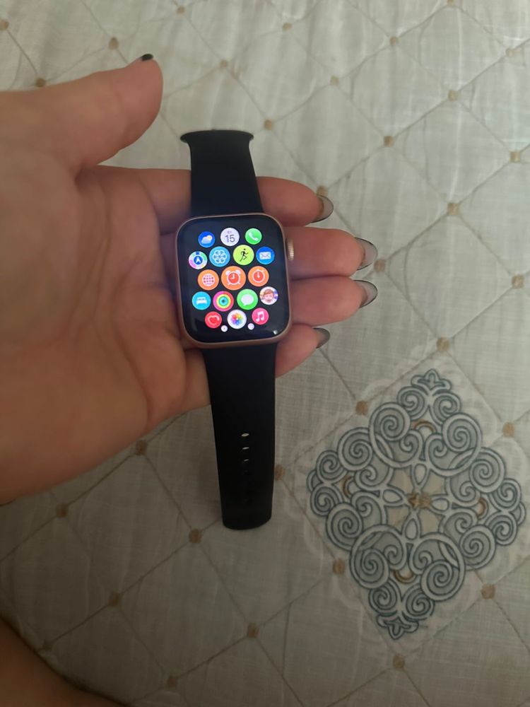 Продам apple watch
