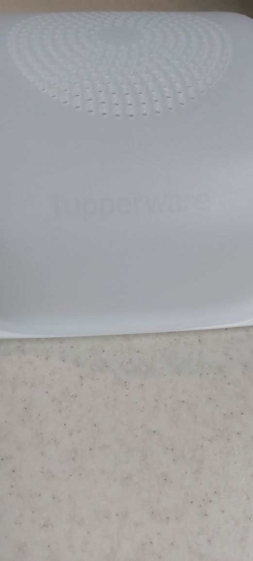 Сырница Tupperware