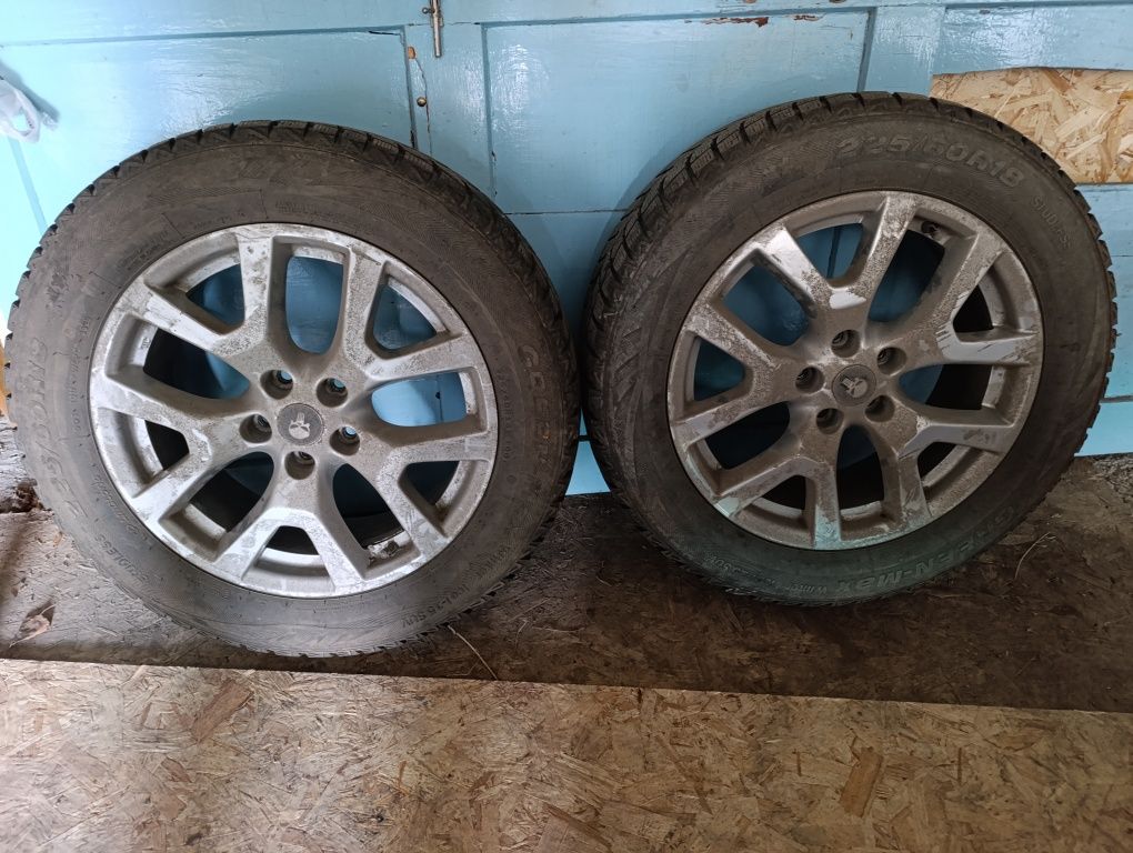 Продам комплект дисков с резиной