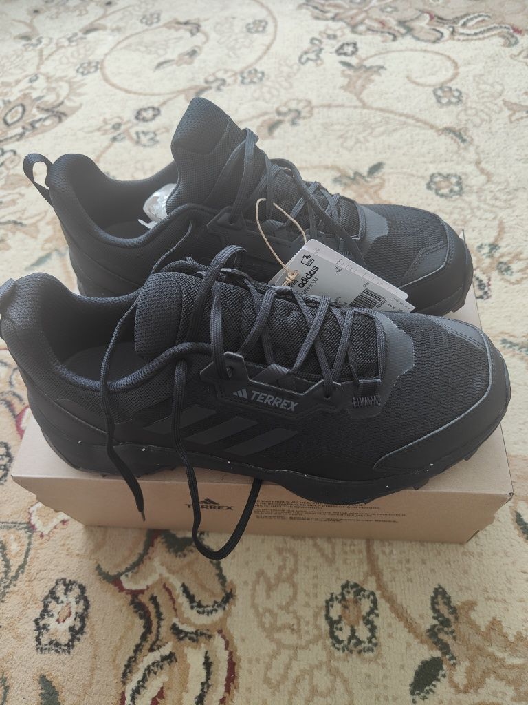 Продам Кроссовку Adidas Terrex AX4 41 и 42 размера. Оригинал 100%