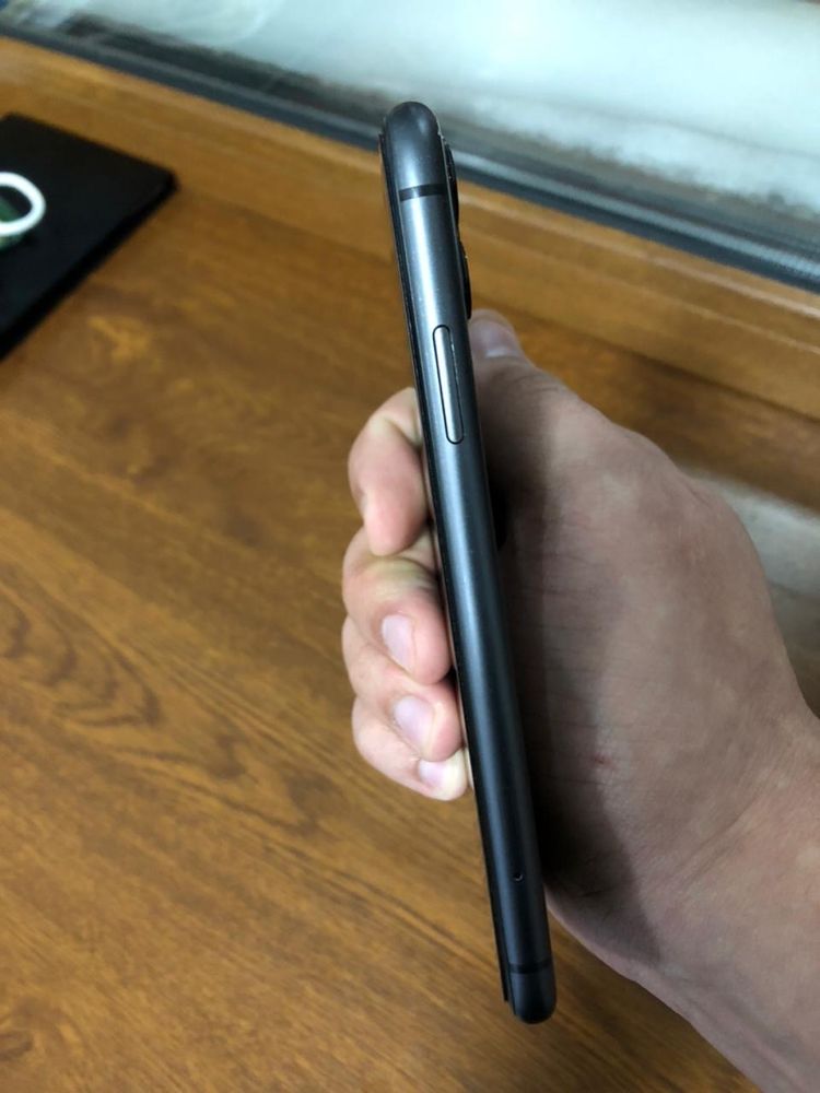 Iphone 11/64gb в идеальном состоянии