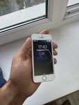Продам айфон 5s в среднем состоянии