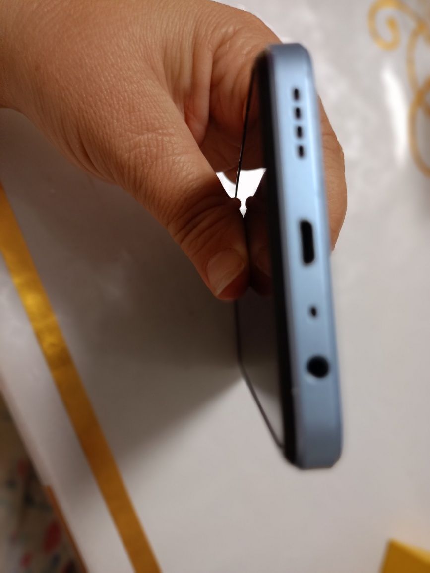 Срочно продам realme C30 в отличном состоянии