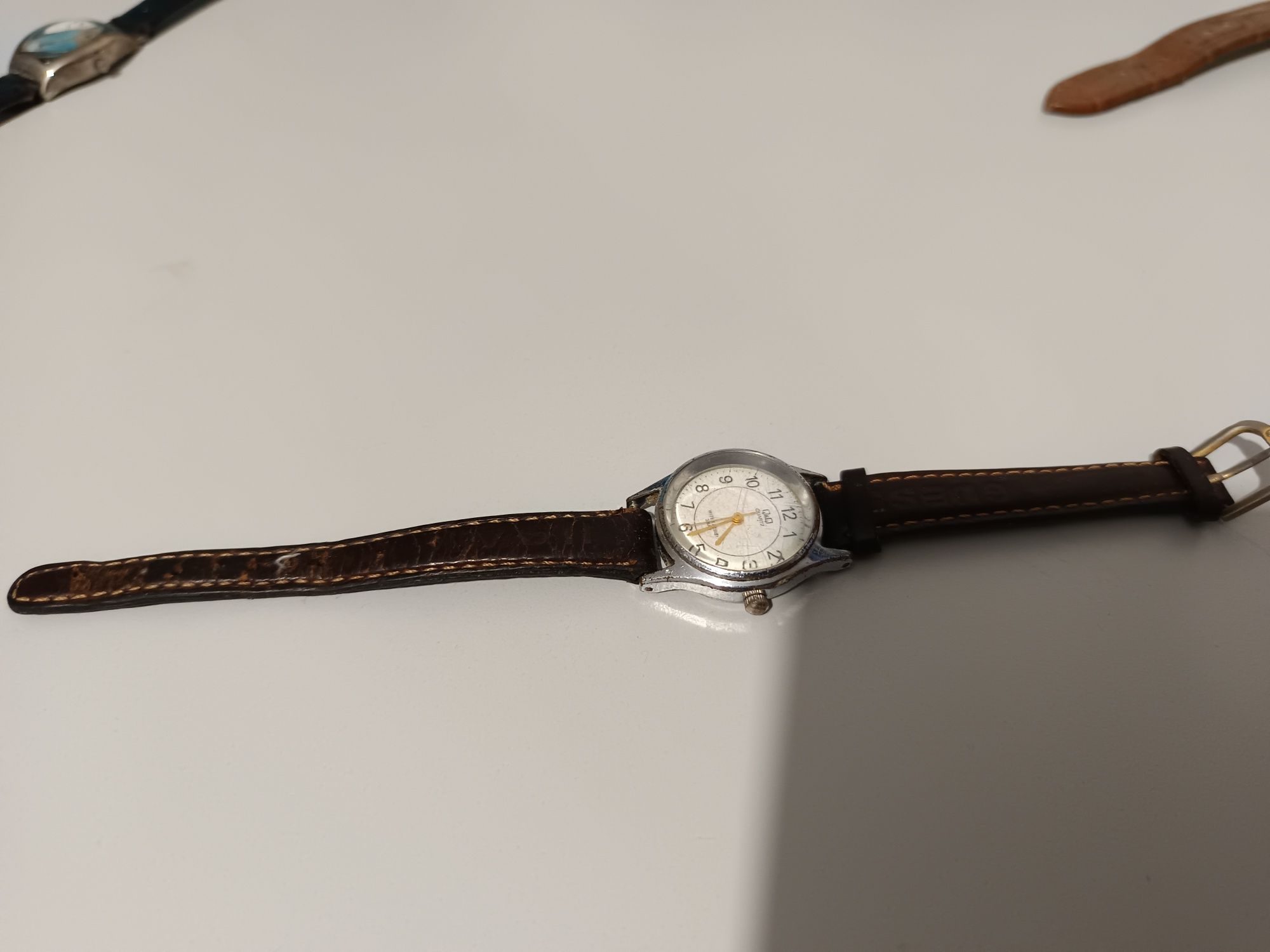 Продам часы женские