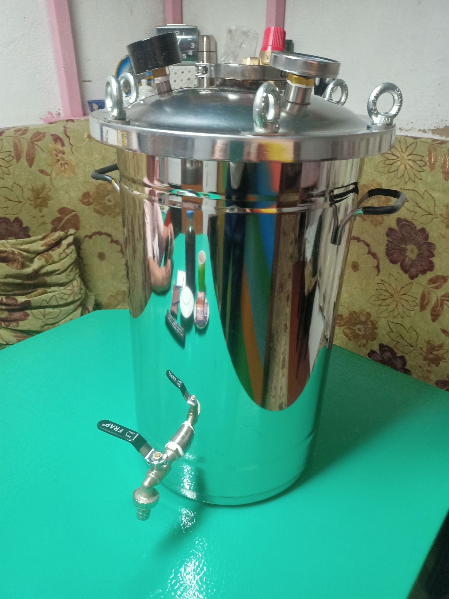 Продам автоклав Булат 32, срочно   литра