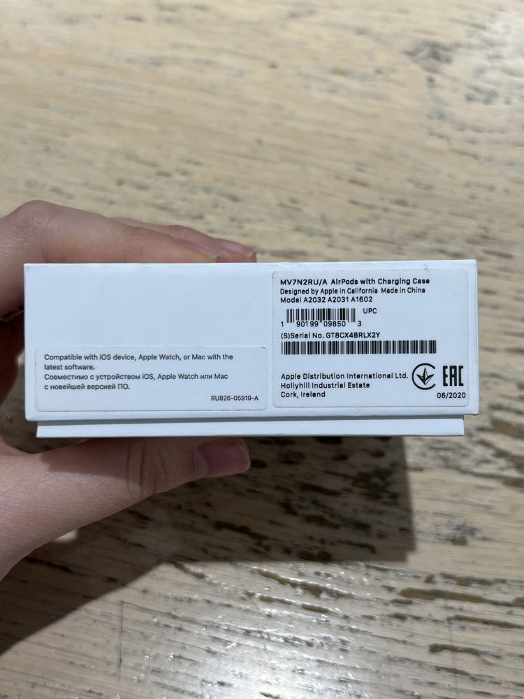 Airpods 1 версия оригинал состояние отличное