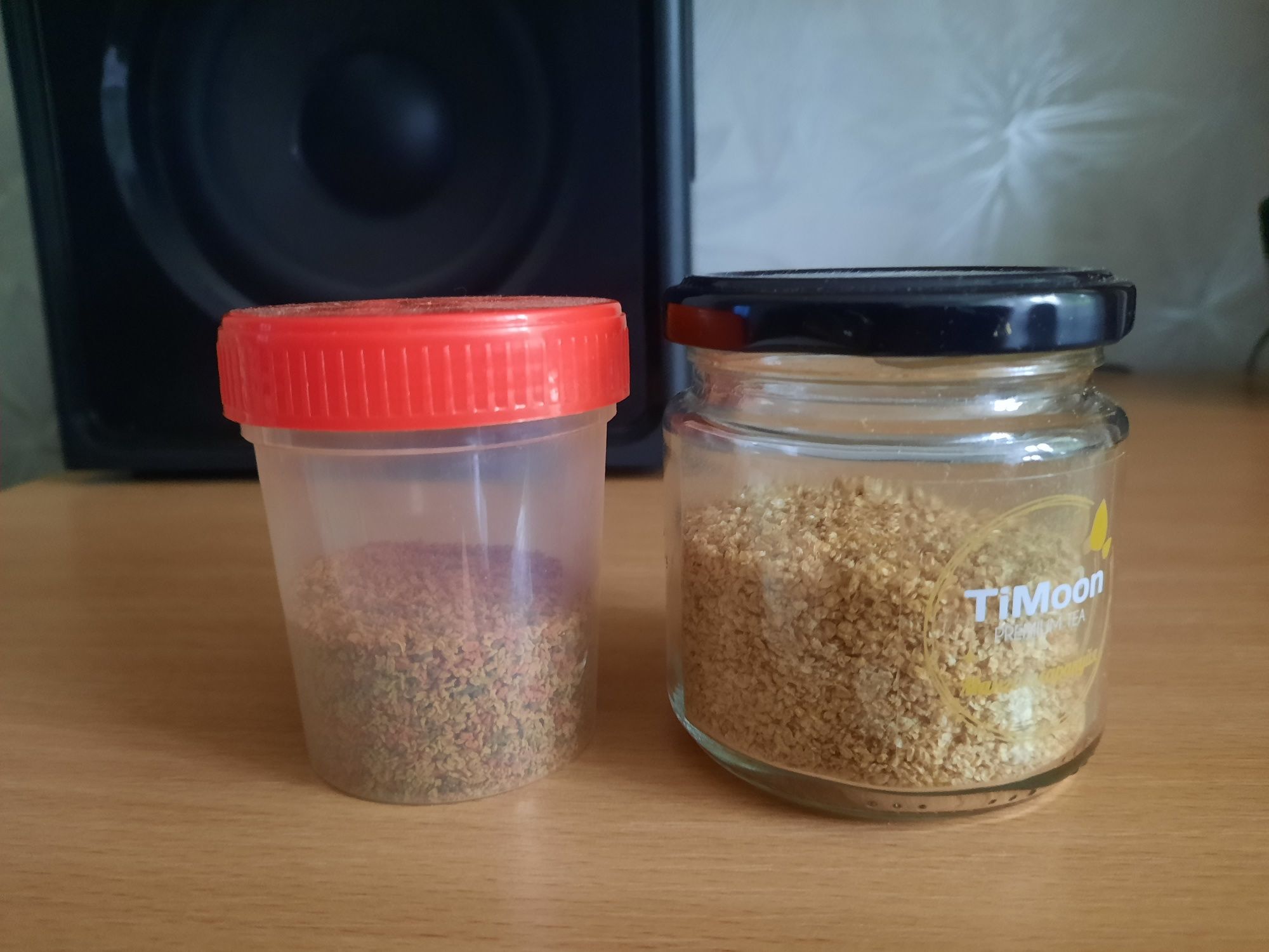 Корм для  рыбок.